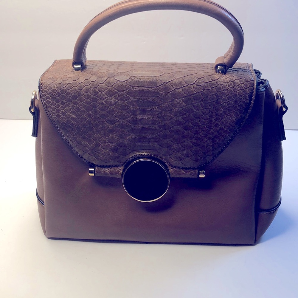 Brown Purse with Hidden closure and straps